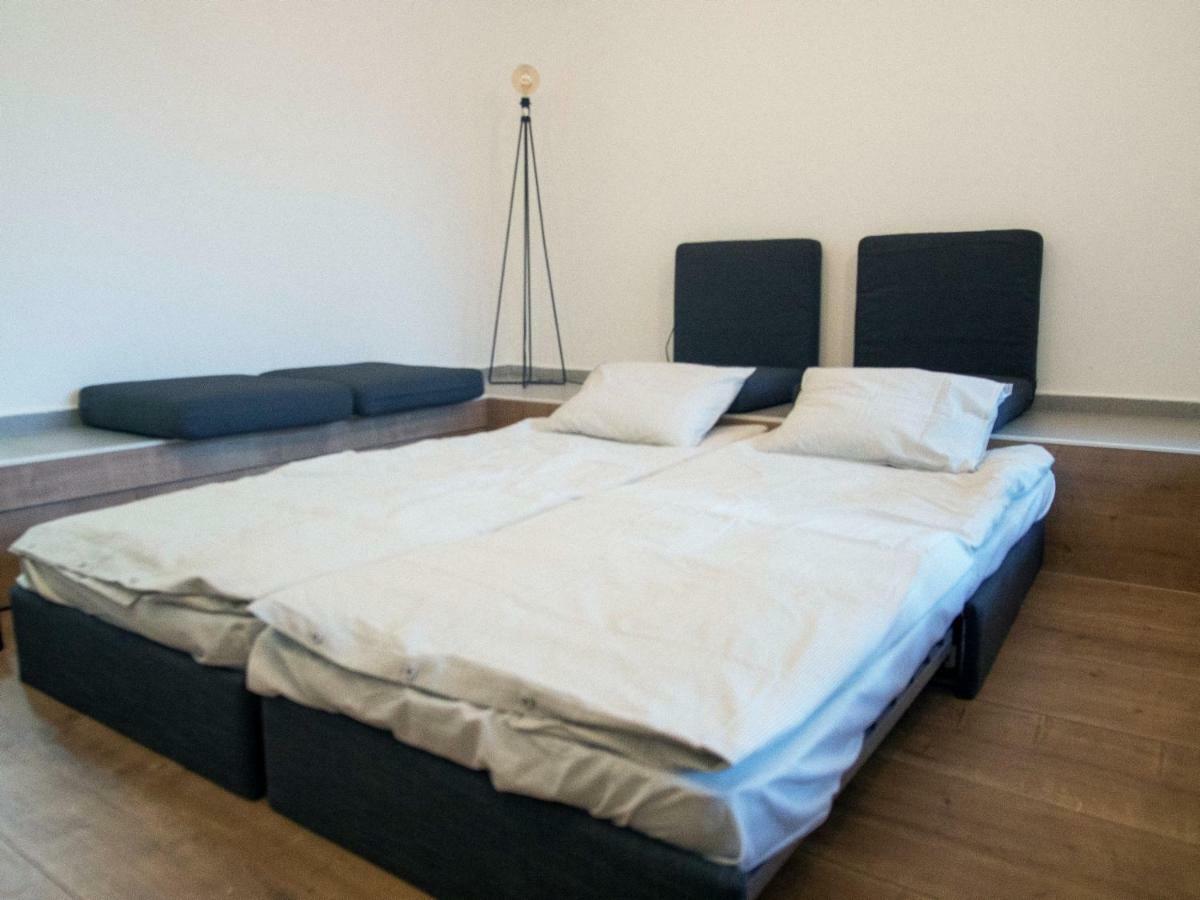 Comfy Garden Studio Cluj-Napoca Luaran gambar